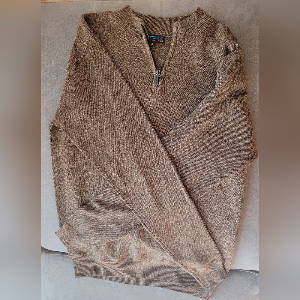 Sweater - Picture 3 of 5